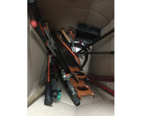A lot of soil riddles of various gauges, together with vrious tools to include wood saws, pruning loppers, bow saws, scythe, 