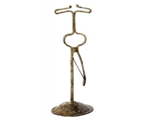 A WROUGHT IRON RUSH STICK, 30CM H