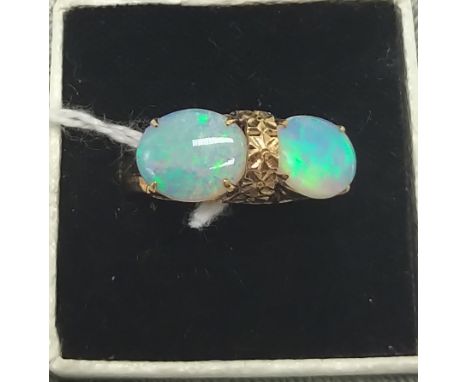 14CT GOLD OPAL RING - SIZE L