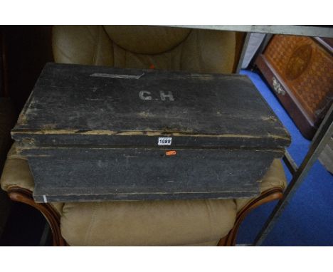 A VINTAGE PINE TOOL BOX, with inner tray and tools