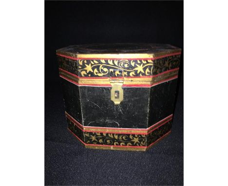 19thC Russian tea caddy with gold painted gold relief - H 14cm W 18.75 cm D 16cm