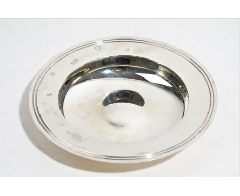 An Asprey &amp; Garrard Britannia Standard Silver circular Armada style dish, London 2000, diameter 14.6cm, weight 168 gms, w