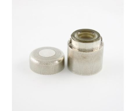 A late-Victorian silver travelling inkwell, by S. Mordan and Co Ltd, Chester 1899, cylindrical form, engine-turned decoration