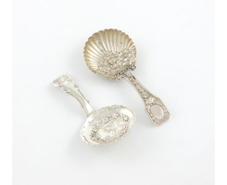 A George III silver caddy spoon, by John Bettridge, Birmingham 1817, the oval bowl with a pierced wavy-edge border, the centr