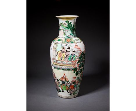 A LARGE CHINESE FAMILLE-VERTE 'ROMANCE OF THE THREE KINGDOMS' VASE KANGXI PERIOD (1662-1722)  Enamelled with military officer