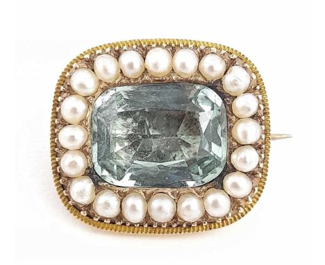 A 19th century gold, foil-back paste and split pearl cluster brooch, 1.8cm, 3.9g