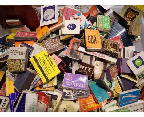 Large collection of matchboxes and matchbooks, some with original contents. P&amp;P Group 2 (£18+VAT for the first lot and £3