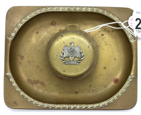 WWII German Desk inkwell with German badge dated 1940. P&amp;P Group 2 (£18+VAT for the first lot and £3+VAT for subsequent l