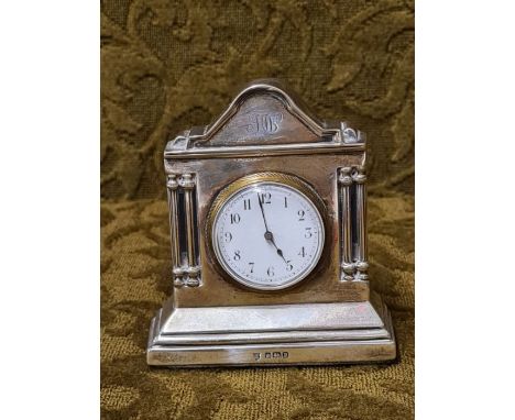 James Deakin &amp; Sons silver desk clock standing 85mm tall in working condition, Sheffield 1907.