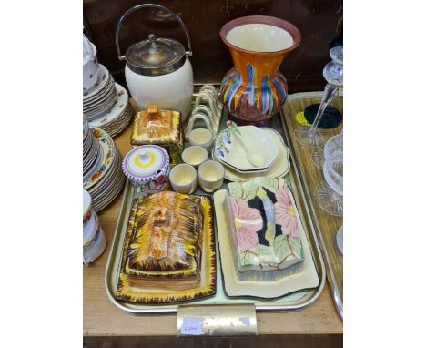 Mixed lot of pottery and crockery to include Poole, Carltonware, Suzy Cooper egg cruet, etc.