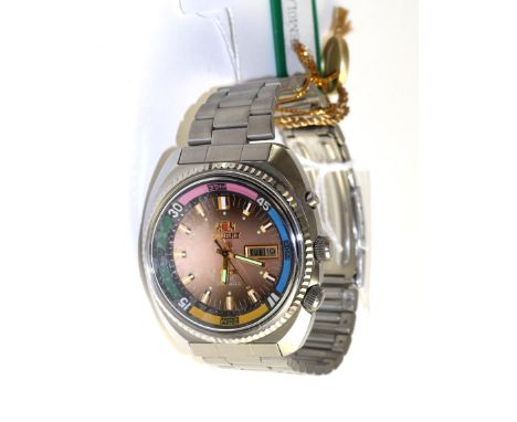 A stainless steel automatic calendar wristwatch, signed Orient, divers watch, circa 2010, lever movement, light bronze colour