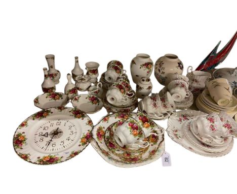Collection of Royal Albert Old Country Roses, Royal Doulton The Coppice, Hammersley, Masons, etc.