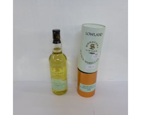 One bottle, Lowland Scotch Whisky Co. Ltd.,  Signatory Vintage, Distilled at Bladnoch Distillery 1988, 70cl, in presentation 