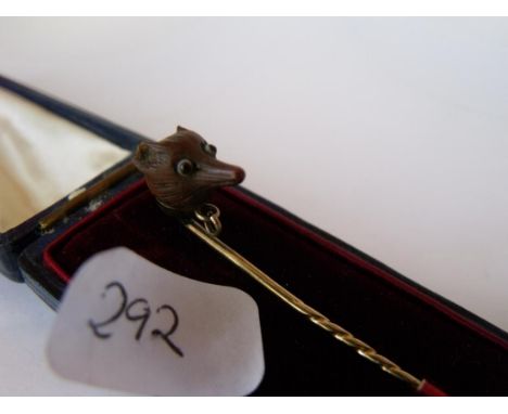 An unusual Fox head stick pin in fitted box     