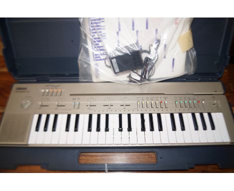 Vintage Yamaha Keyboard