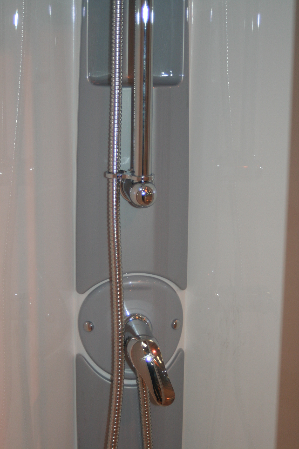 1 x PlasTech Shower Cubicle With Sliding Doors and Shower Kit For
