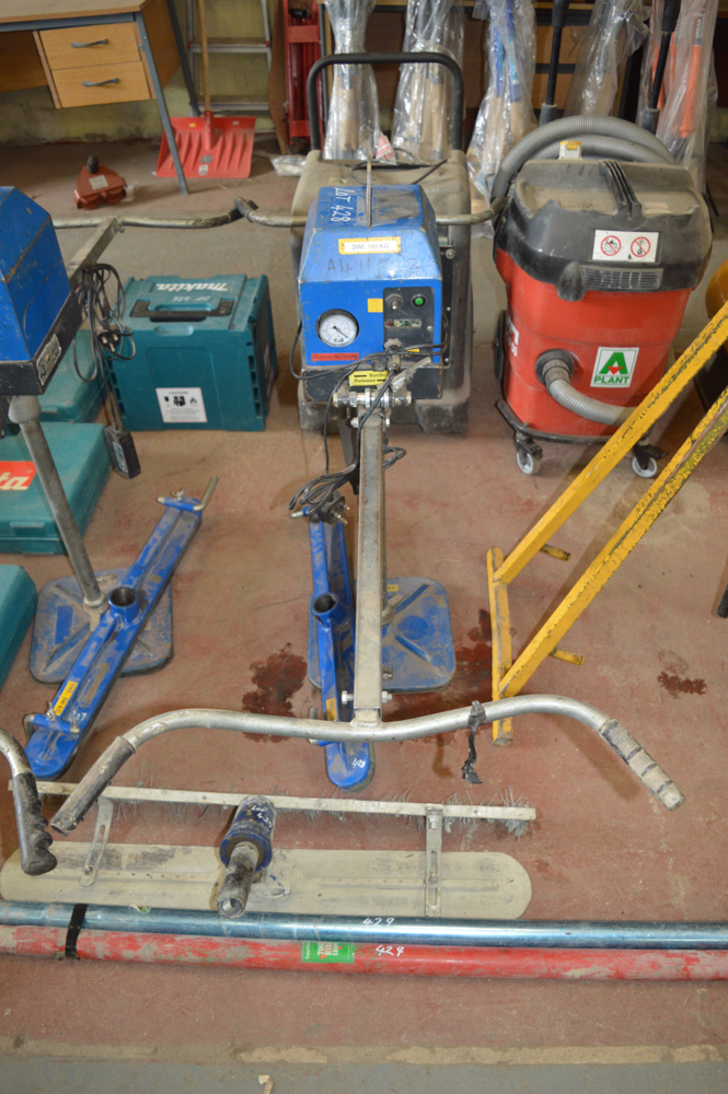 flag lifter vacuum