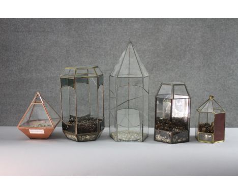 Five vintage lead and glass terrariums.
H.42 W.15 cm. (Largest). 
