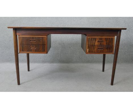 A mid century vintage Danish executive style pedestal desk in the style of Arne Vodder. H.74 W.139 D.68 cm 
