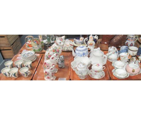 Four trays of assorted pottery and china to include: 2 Shelley Art Deco Style Tea Cups with Autumn Leaves and orange circular