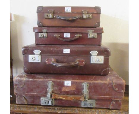 Collection of four vintage suitcases. (4)(B.P. 21% + VAT) 