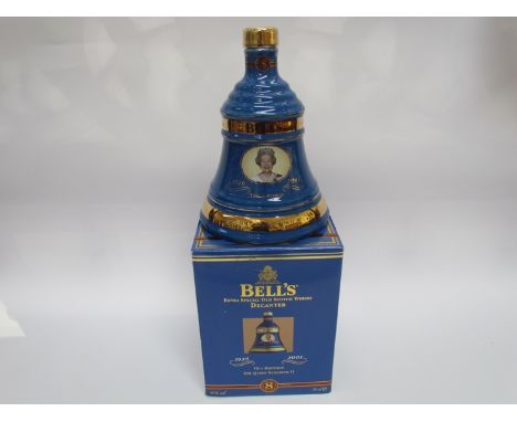 Bell's Extra Special Old Scotch Whisky decanter, HM Queen Elizabeth II, 75 years. 70cl boxed