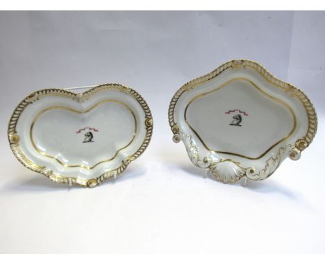 A pair of mid 19th Century Chamberlain's Worcester serving dishes of scalloped outline, crested "Pro Rege et Patria", 26cm x 