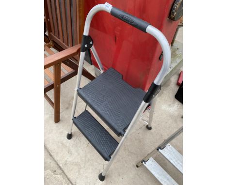 AN AS NEW WERNER NO SLIP TWO RUNG STEP LADDER 