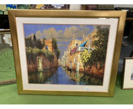 A LARGE GILT FRAMED MODERN PRINT OF VENICE 