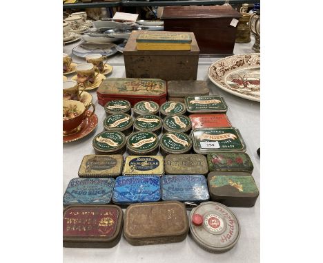A LARGE COLLECTION OF VINTAGE ADVERTISING TINS 