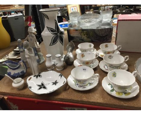 A MIXED LOT TO INCLUDE CHINA CUPS AND SAUCERS WITH FLORAL PATTERN, EMMA BAILEY CERAMICS VASE, BOWL, CRUET, ETC, FIGURES, ETC 