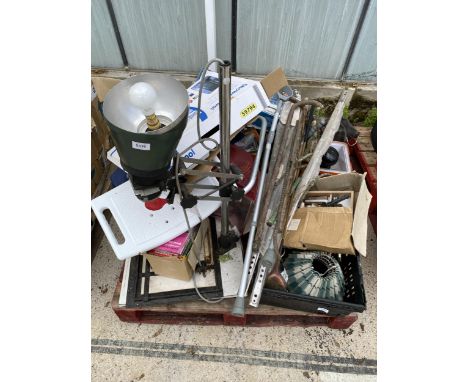 AN ASSORTMENT OF HOUSEHOLD CLEARANCE ITEMS TO INCLUDE MAPS AND A LIGHT ETC 