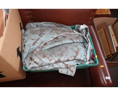 A box of curtains 