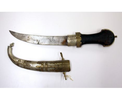 An eastern jambaya dagger, L. 46cm.