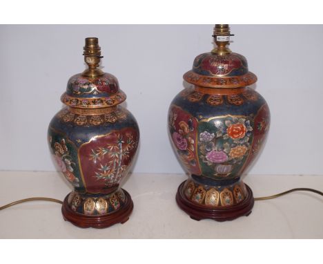 2 Oriental ceramic lamps Tallest 43 cm 