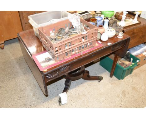 A 19th Century mahogany sofa table 