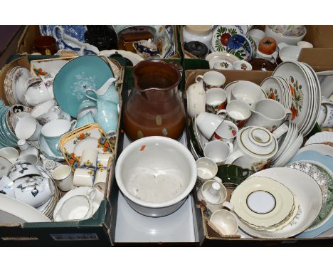 FIVE BOXES AND LOOSE CERAMIC TEA AND DINNER WARE, ETC, to include thirty pieces of J &amp; G Meakin 'Poppy' dinner wares, nin