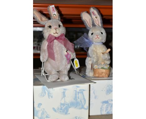 TWO BOXED STEIFF EASTER BUNNIES, comprising 682766 'Daisy Bunny' 2014 North American limited edition of 1,500, No 564, with c