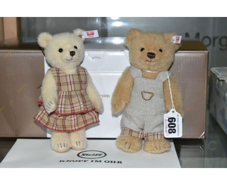 A BOXED STEIFF LIMITED EDITION SIBLING SET NO.703 OF 1,902 PIECES, brother and sister Ben and Mila, both with gold button, ta