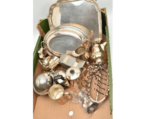 A BOX OF ASSORTED SILVER AND WHITE METAL WARE, to include a single silver dwarf candlestick, hallmarked Birmingham, on a roun