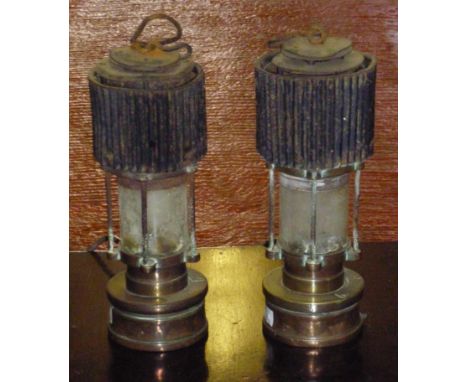 PAIR OF OLD BRASS AND METAL MINERS LAMPS , ADAPTED TO ELECTRICITY, BY PATTERSO LAMP LTD  (h: 28 cm)