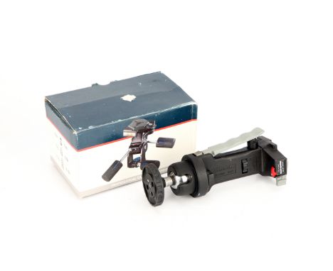 A Manfrotto 029 Tripod Head, together with Manfrotto 222 pistol head (2)