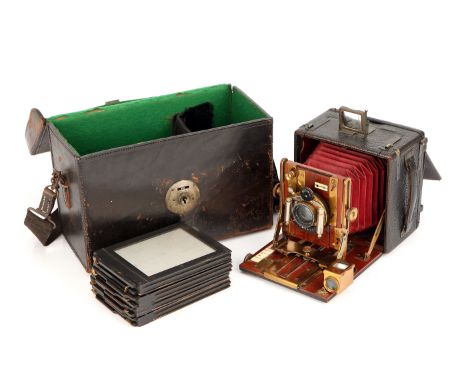 A Sanderson Quarter Plate Hand & Stand Camera, with Ross Homocentric f/6.3 5½" lens, with four DDS, in maker's case