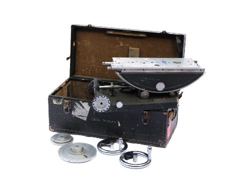 A VistaVision Pan & Tilt Head, geared, in fitted carrying case  IMPORTANTNOTE: Due to the items large size and weight, this i
