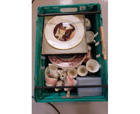 A collection of items to include Wedgwood plates, vases, jugs trinket boxes, cups etc (30) 