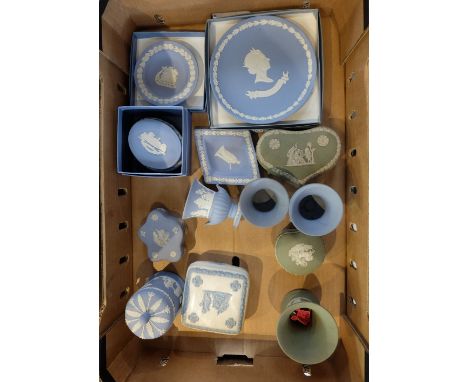 A collection of Wedgwood Blue and Sage green items including vases, trinket boxes, plates, sweet boxes etc (14)