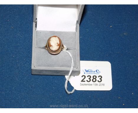 A 9ct gold cameo Ring, 5gm