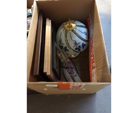BOX OF PICTURES, LAMP ETC.   LFI