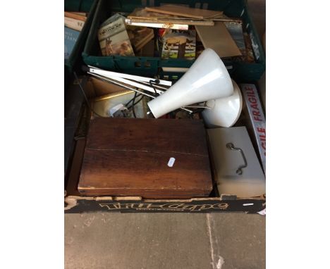 BOX OF ITEMS INC. ANGLE POISE LAMP   LFO