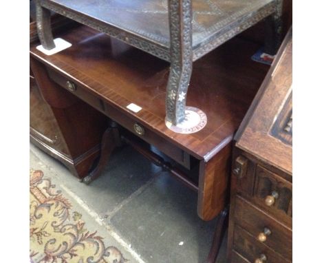 A reproduction mahogany sofa table. W83cm D52cm H75cm.